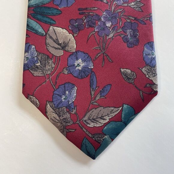 Vintage Van Heusen 417 Authentic Neckwear Burgundy Floral 100% Silk Tie - Picture 5 of 6